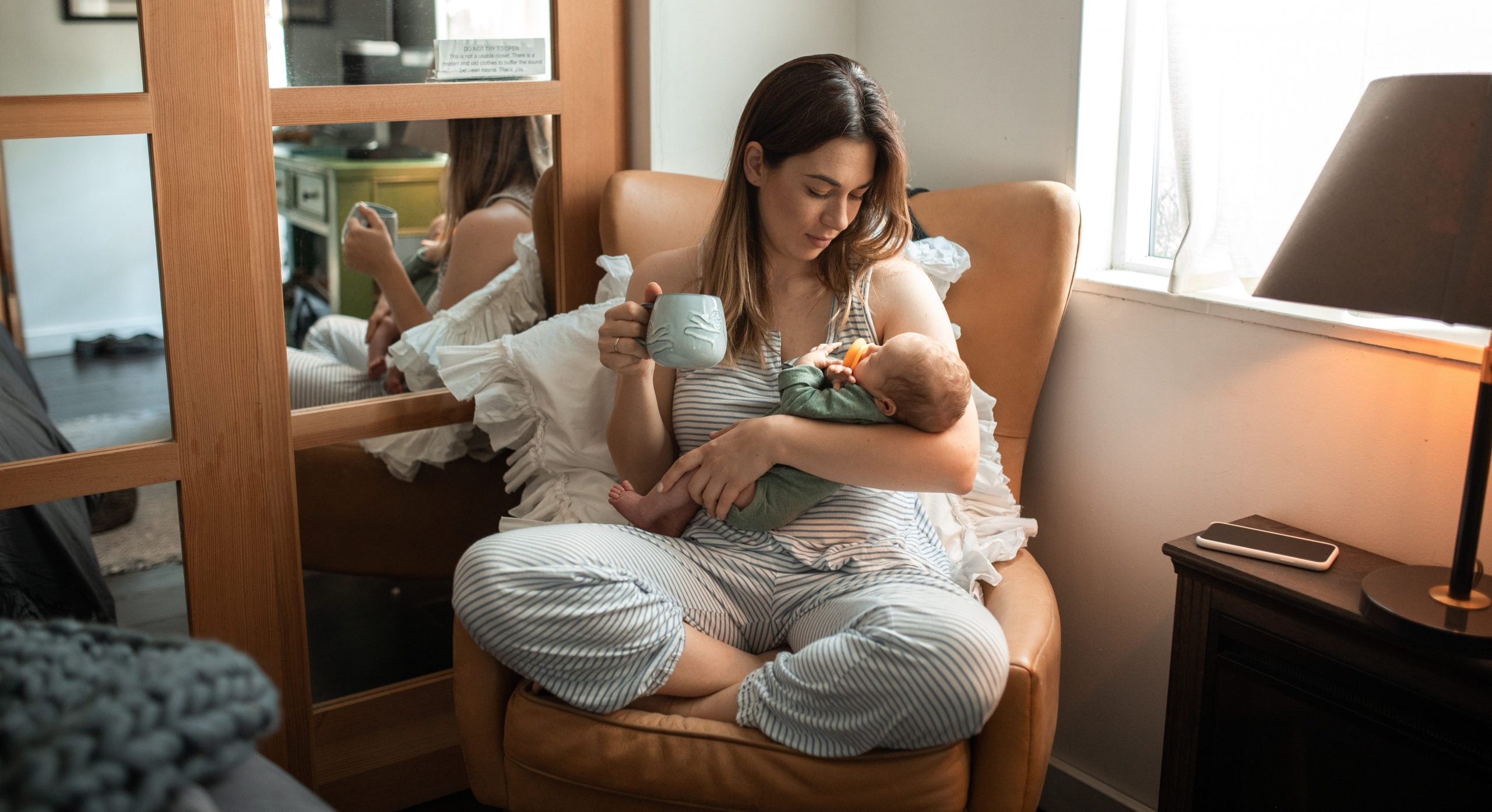 Må jeg drikke kaffe når jeg ammer?