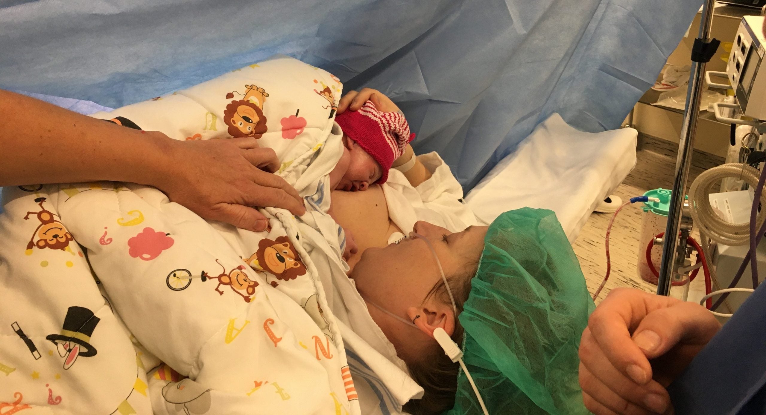 ”Under hele kejsersnittet troede jeg, at der var noget galt”