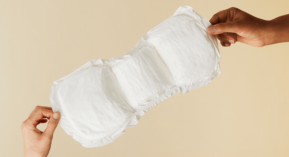 Sådan bruger du et isbind til at lindre dine smerter efter fødslen