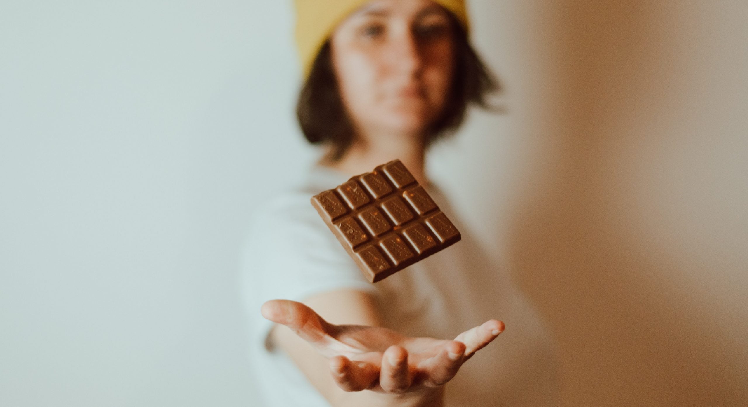 Chokolade og amning: Må jeg spise chokolade når jeg ammer?